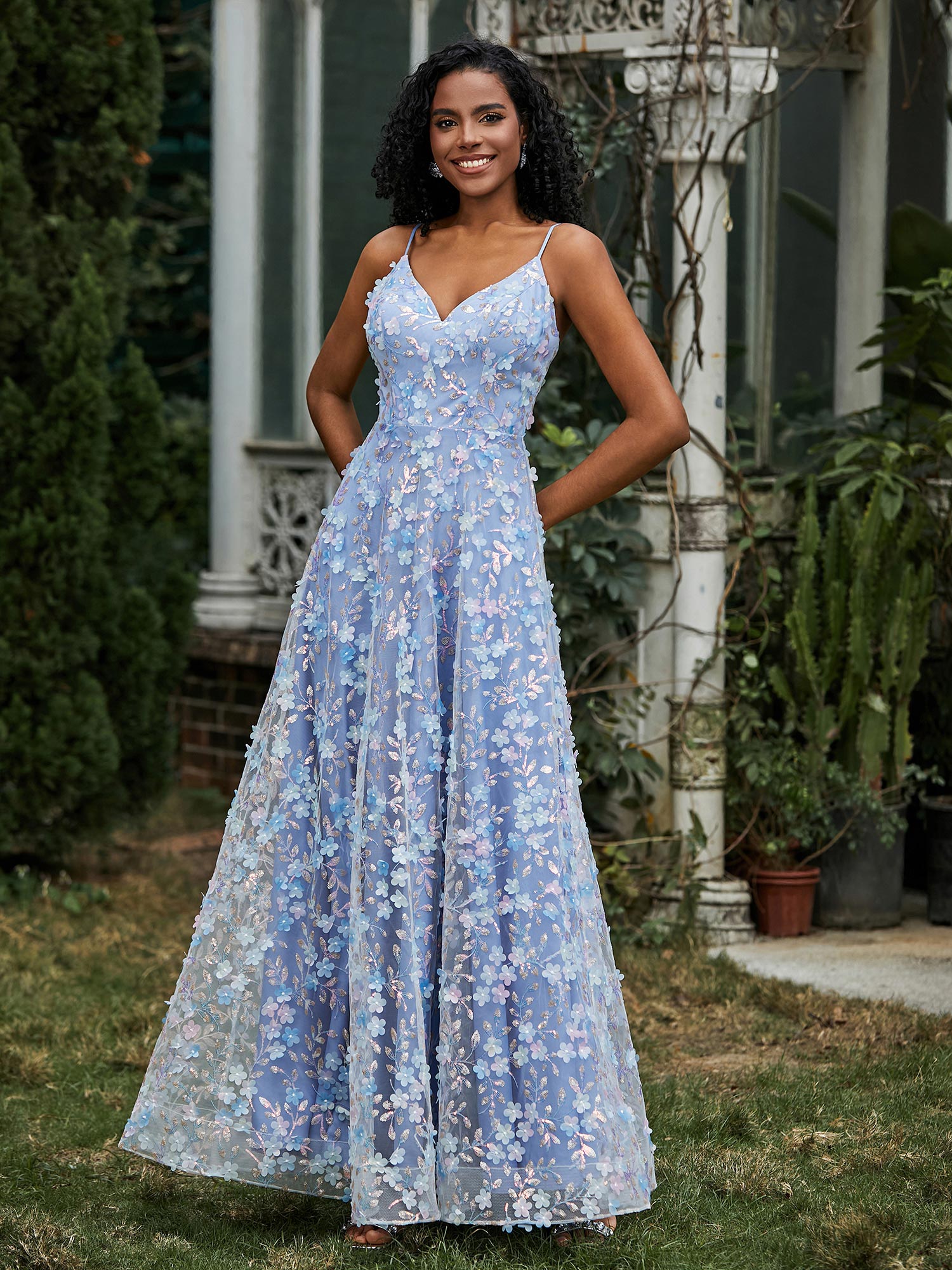 Sevoba|V-neck Lace Appliqued Flowers A-line Dress Blue