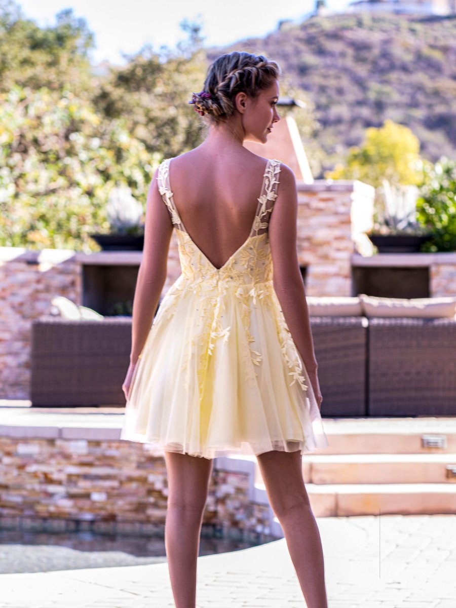 Sevoba|Low V Back Applique Tulle Mini Length Homecoming Dress