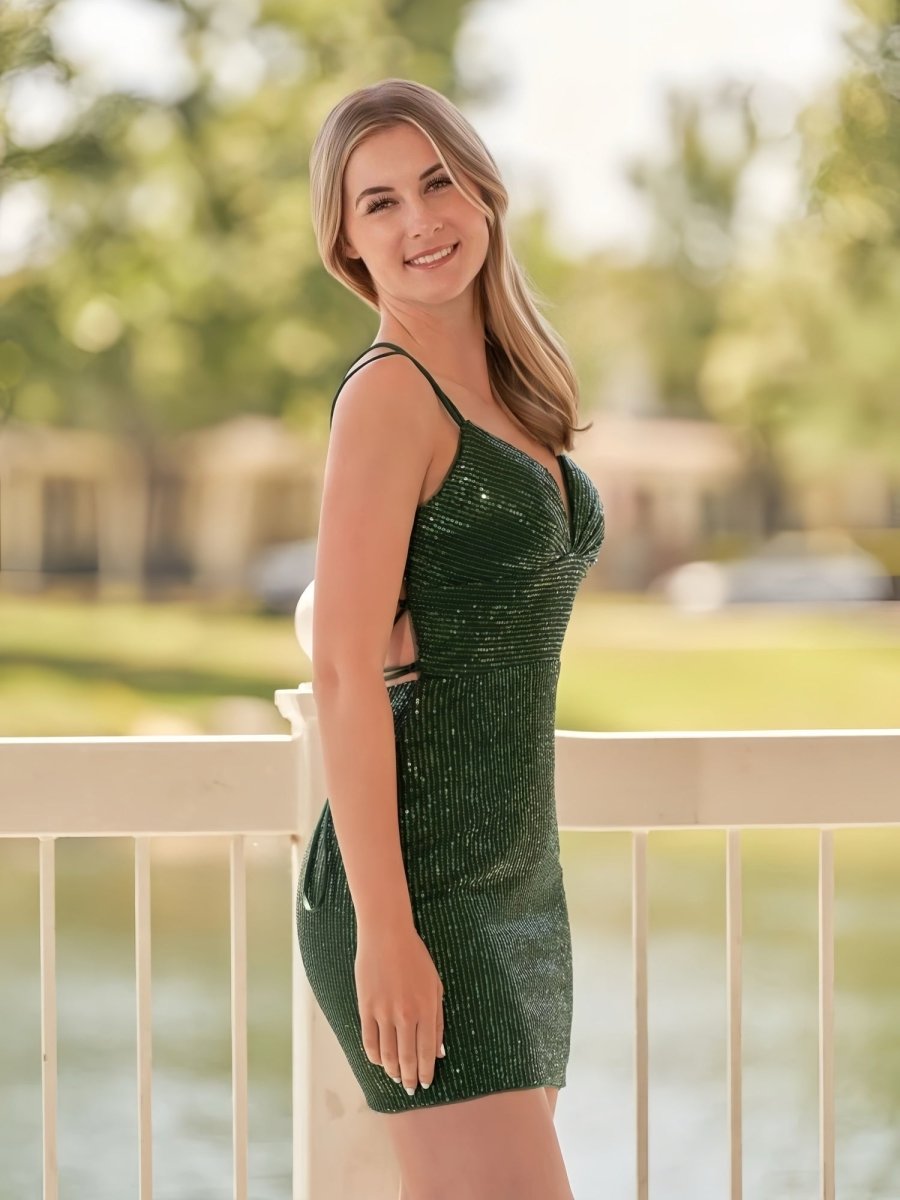Sevoba|Bodycon V Neck Burgundy Sequins Short Homecoming Dress