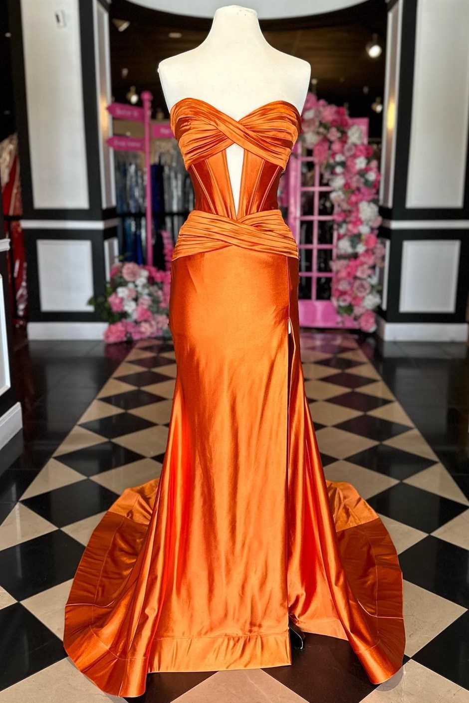 Sevoba|Classy Strapless Keyhole Mermaid Satin Long Prom Dress with Slit