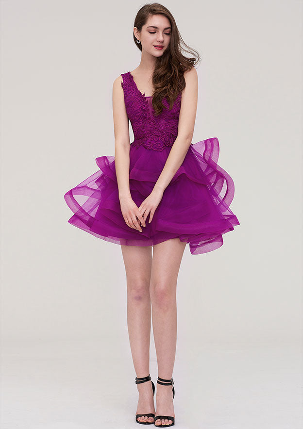 A-line/Princess V Neck Sleeveless Short/Mini Organza Homecoming Dress With Appliqued