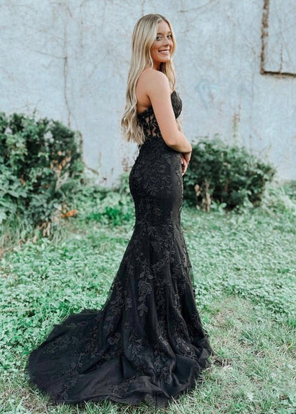 Mermaid Sweetheart Neck Lace Long Prom Dress With Appliques