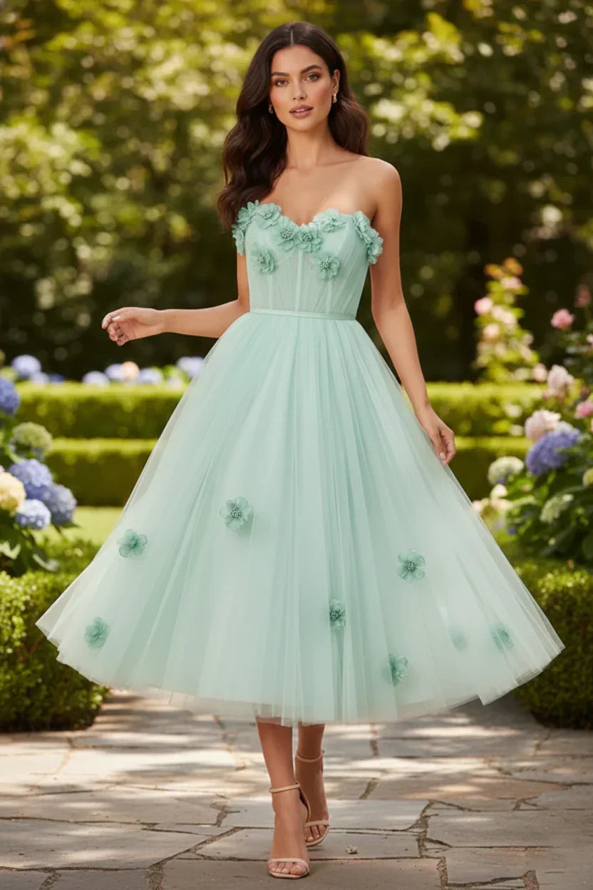3D Floral Strapless Tulle Tea-Length Prom Dress | Sevoba