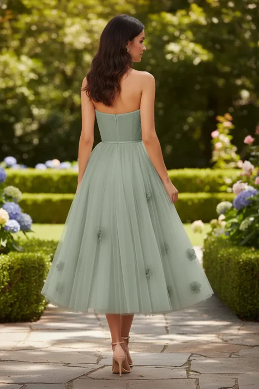 3D Floral Strapless Tulle Tea-Length Prom Dress | Sevoba
