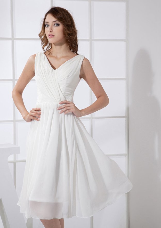 A-line V-neck Knee-length White Chiffon Short Homecoming Dresses