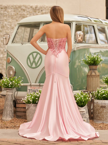 Donya | Mermaid Sweetheart Lace Satin Black Prom Dress with Slit