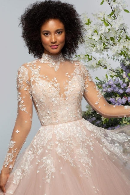 Elegant High neck Lace Long sleeves Wedding Dress with Appliques