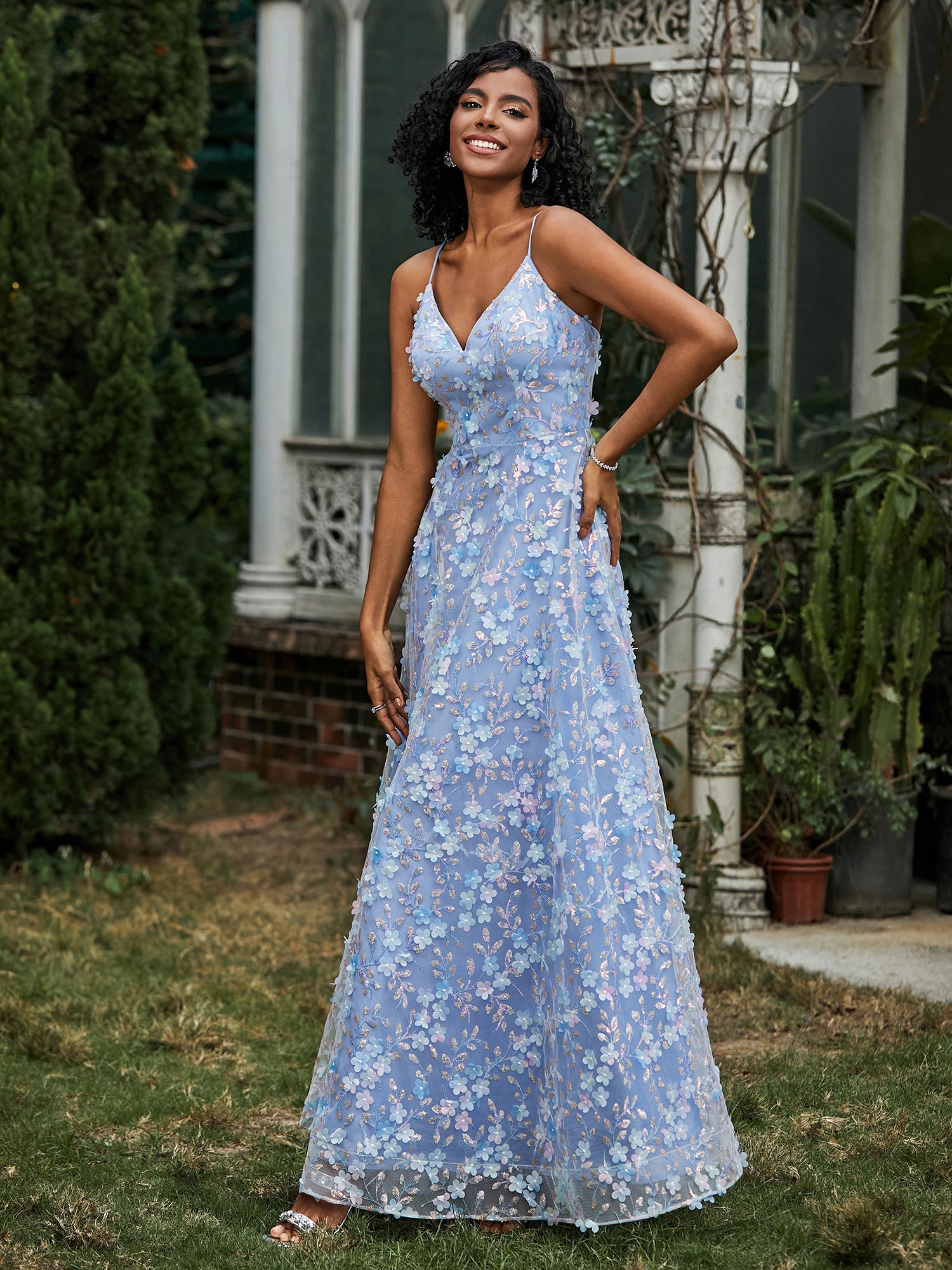 Sevoba|V-neck Lace Appliqued Flowers A-line Dress Blue