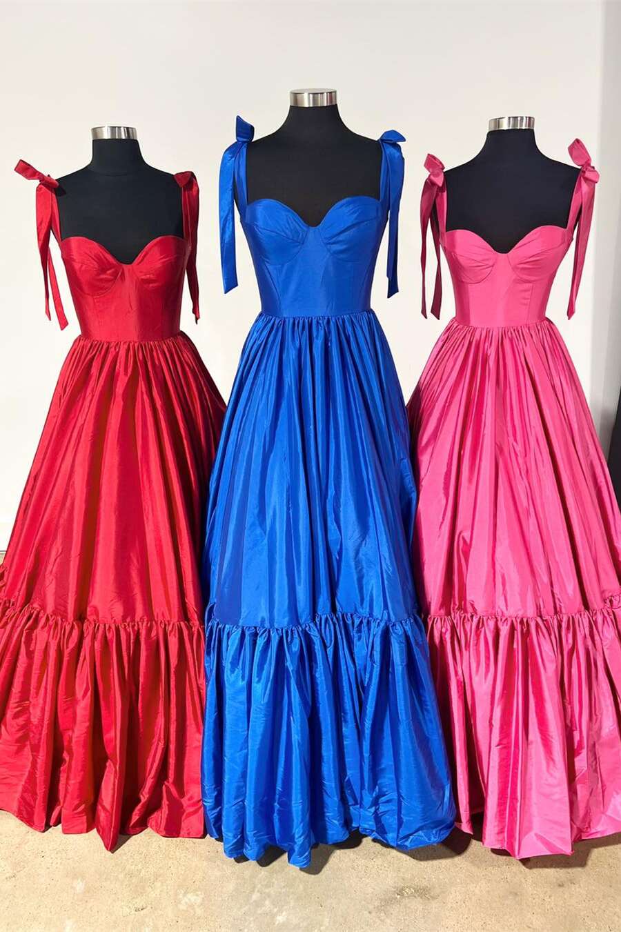 Red Sweetheart Bow Strap A-Line Long Prom Dress