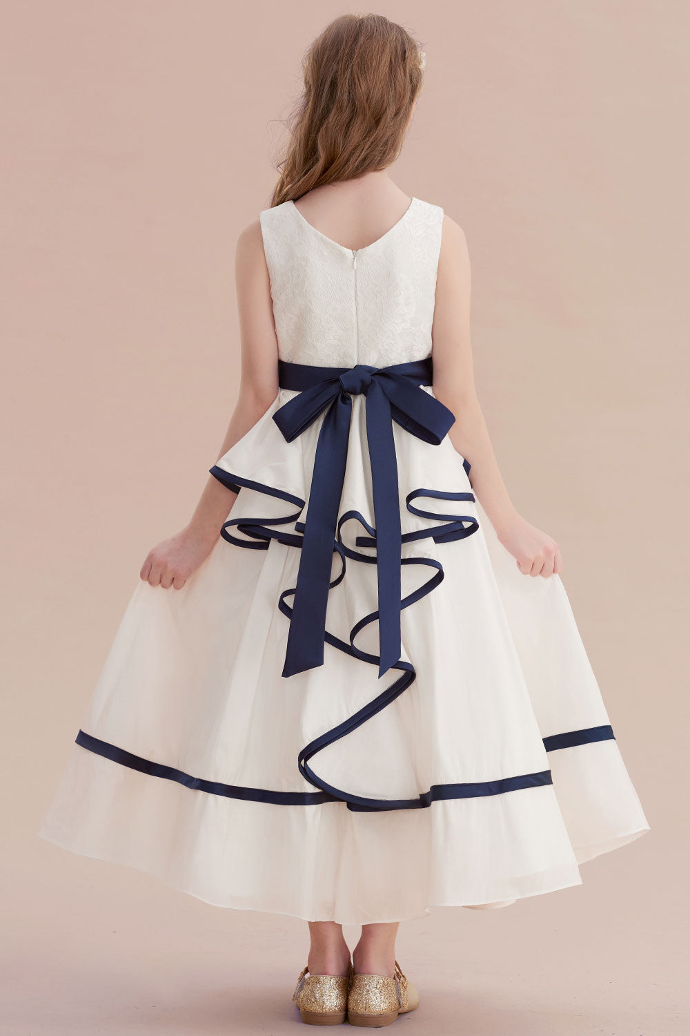 A-Line Chic V-neck Lace Ankle Length Flower Girl Dress