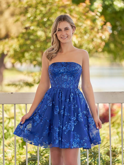 Sevoba|A-Line Red Short Homecoming Dress with Sequins