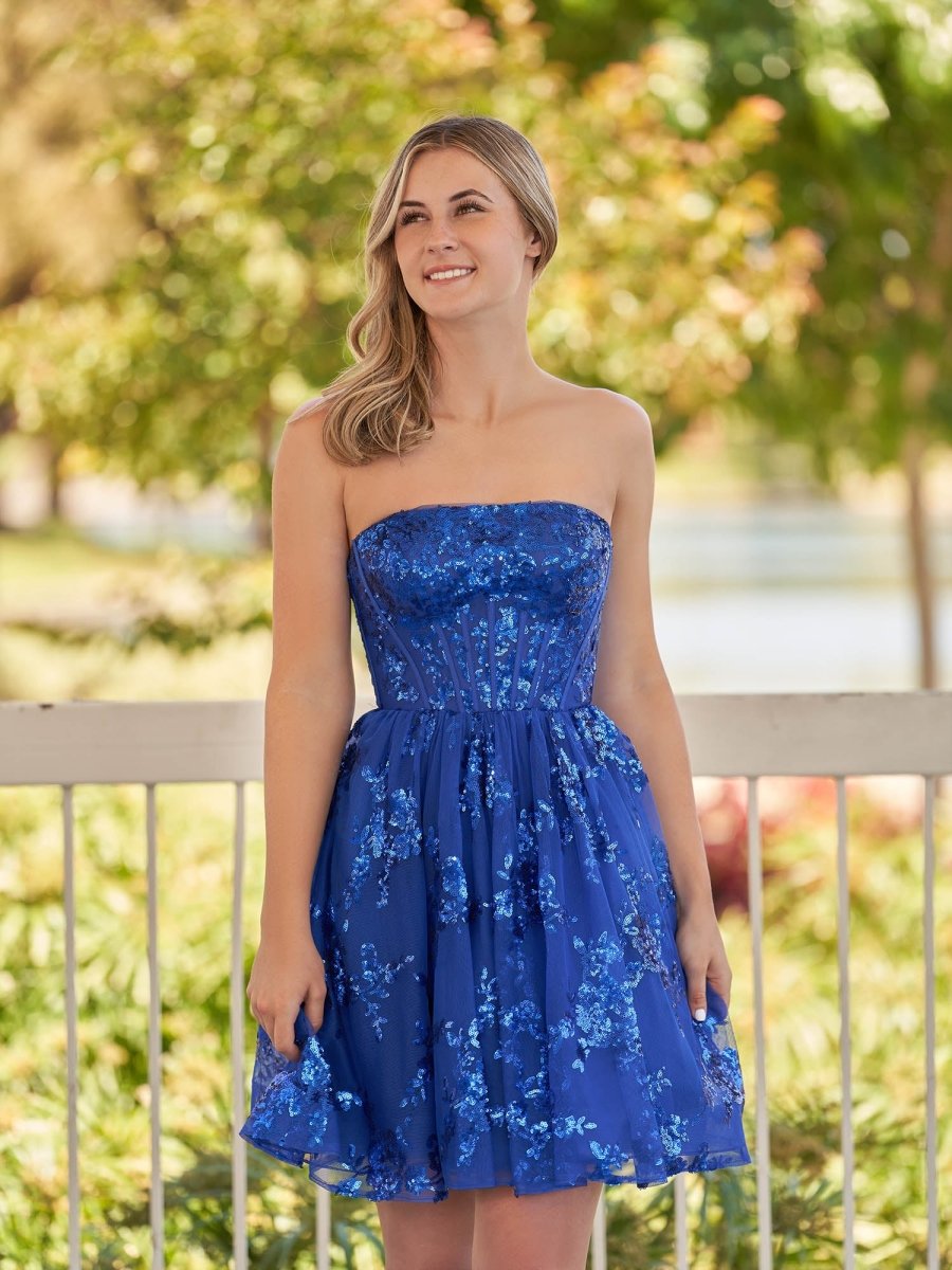 Sevoba|A-Line Red Short Homecoming Dress with Sequins