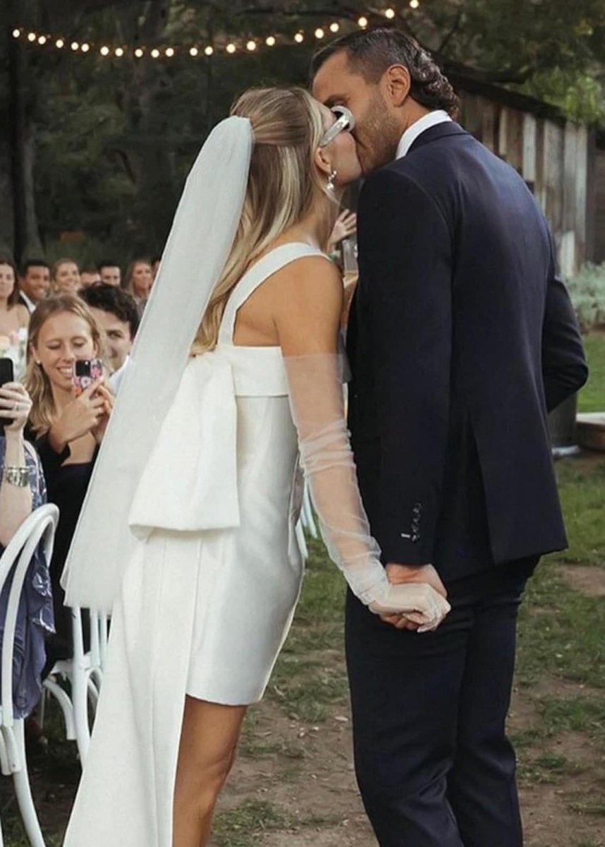 Sevoba|Square Neck White Satin Short Wedding Dress with Bow Back and Veil