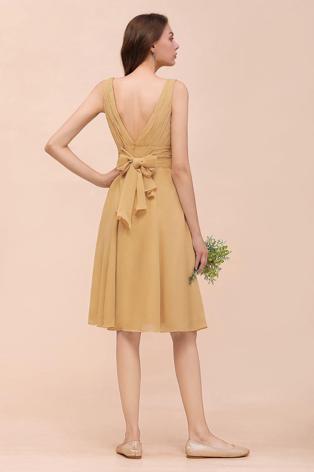 Affordable V-Neck Ruffle Gold Short Bridesmaid dresses with Bow