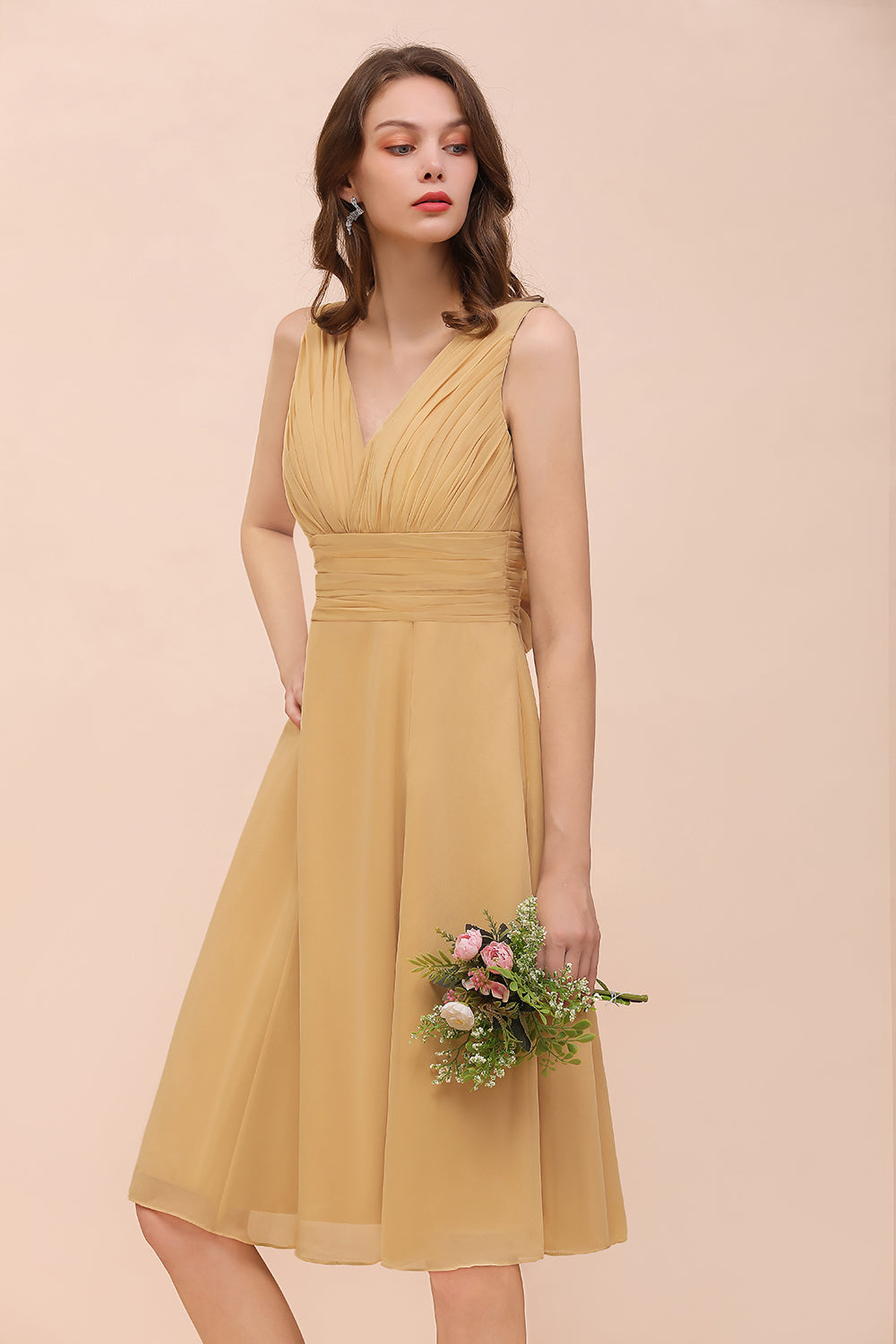 Affordable V-Neck Ruffle Gold Short Bridesmaid dresses with Bow