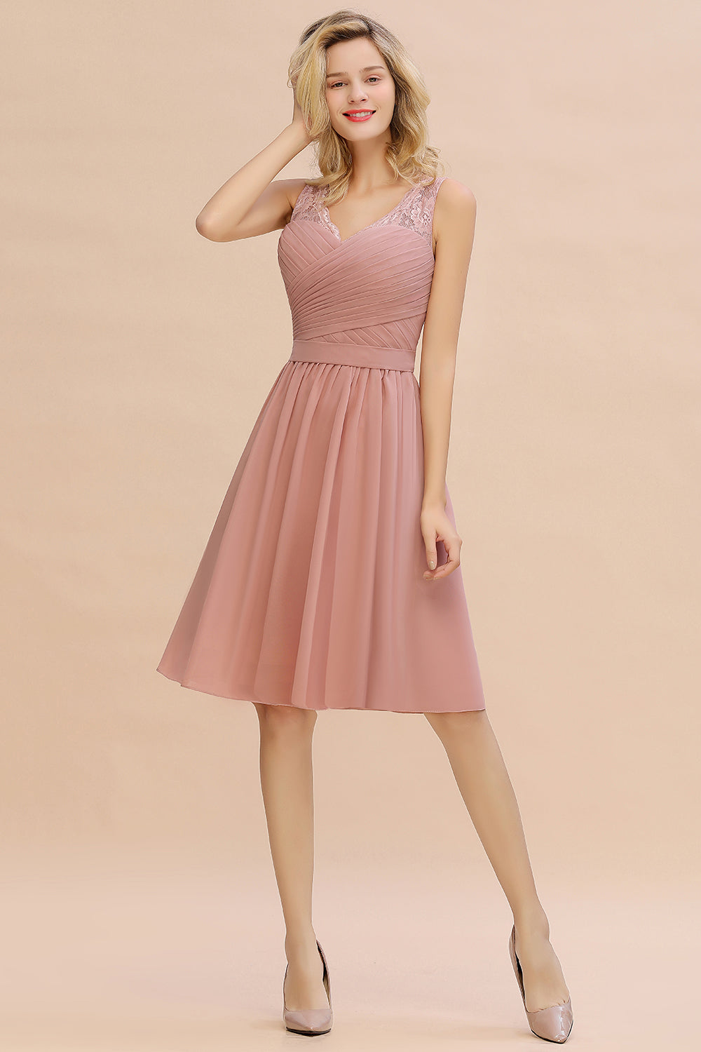 Affordable V-Neck Sleeveless Ruffles Short Lace Bridesmaid dresses