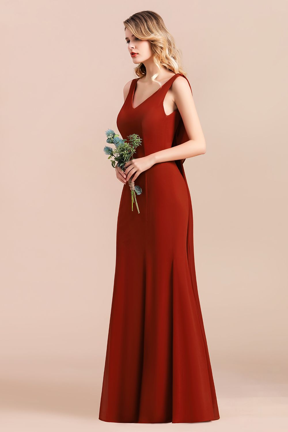 Charming Mermaid V-Neck Drapped Back Bridesmaid Dresses