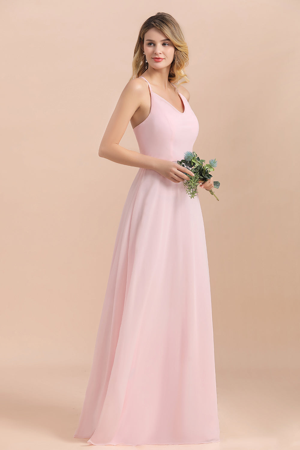 Chic Spaghetti Straps Chiffon Pink Bridesmaid dresses with Crisscross Back