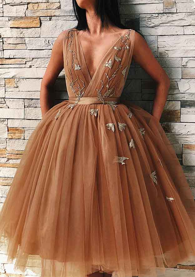 Elegant A-line V Neck Embroidered Tulle Homecoming Dress