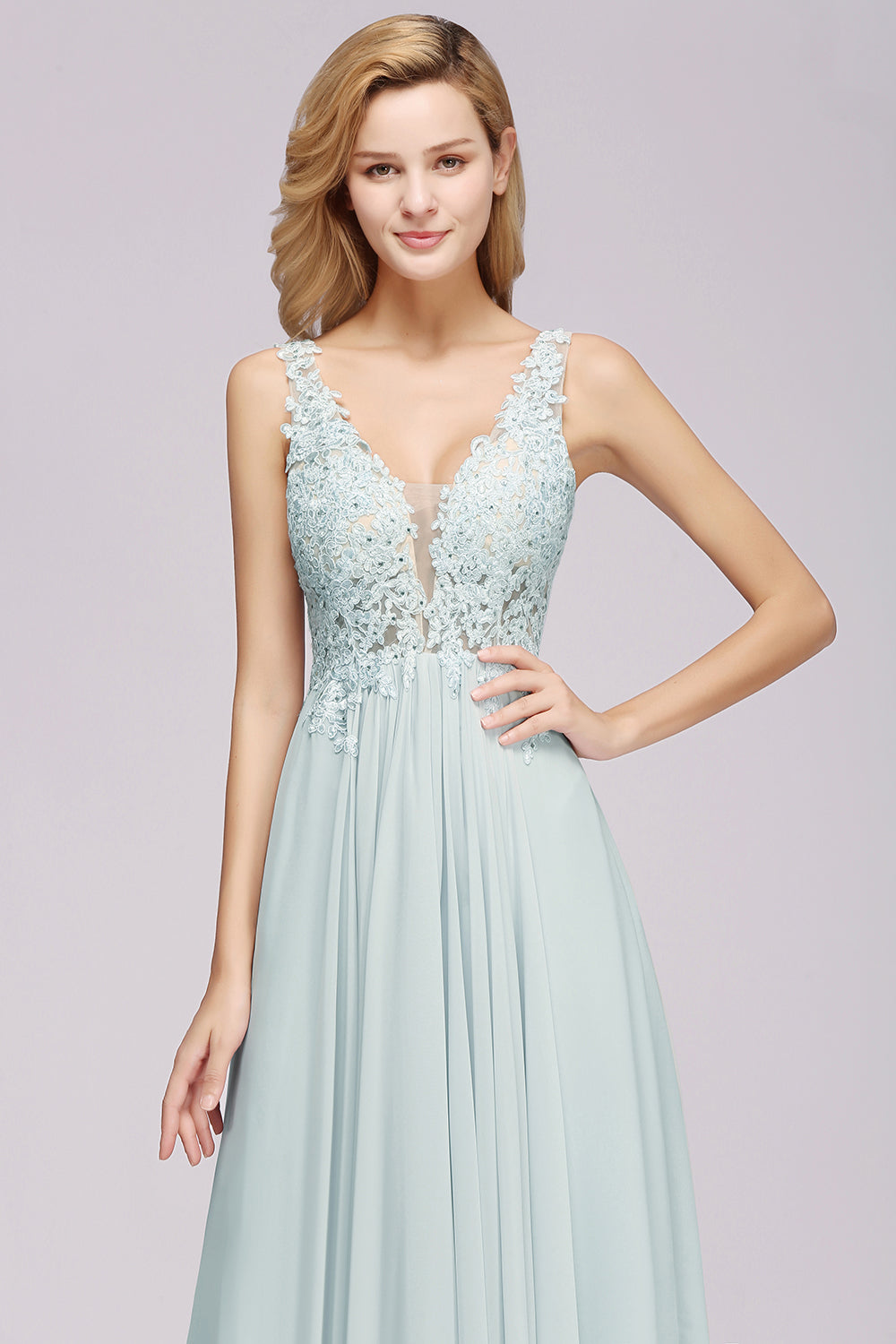 Elegant Lace V-Neck Chiffon Affordable Bridesmaid Dresses with Beadings