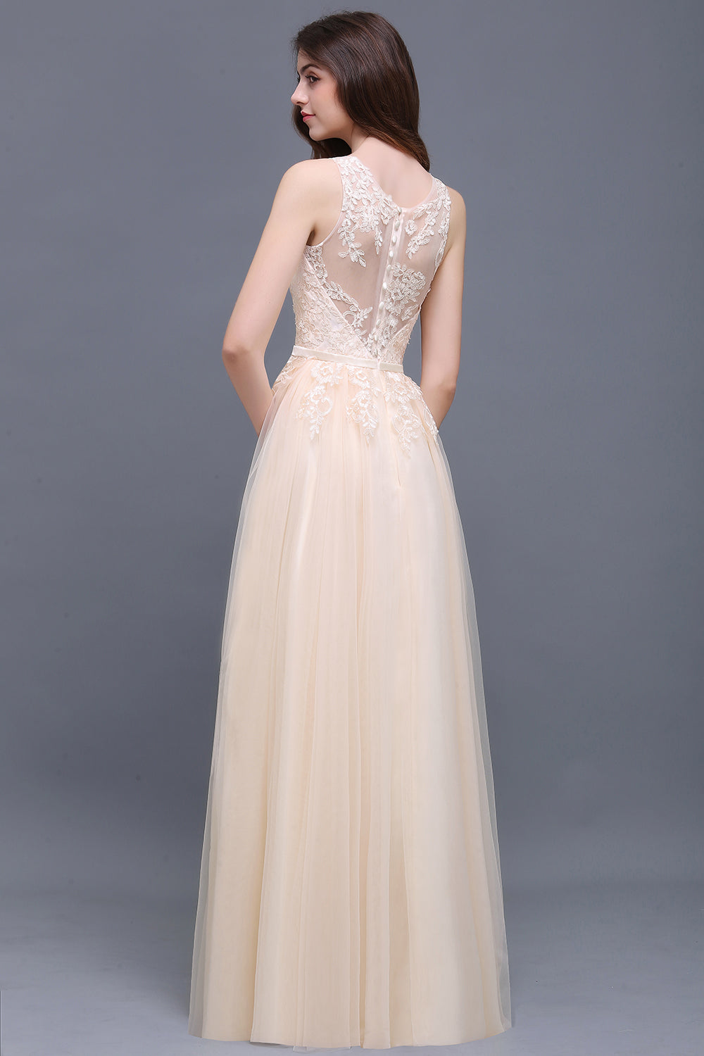 Elegant Tulle Lace Champagne Long Bridesmaid Dresses With Appliques