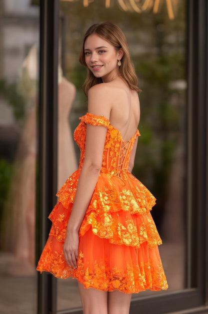 Sevoba|Gold - A-Line Sweetheart Tiered Short Homecoming Dress
