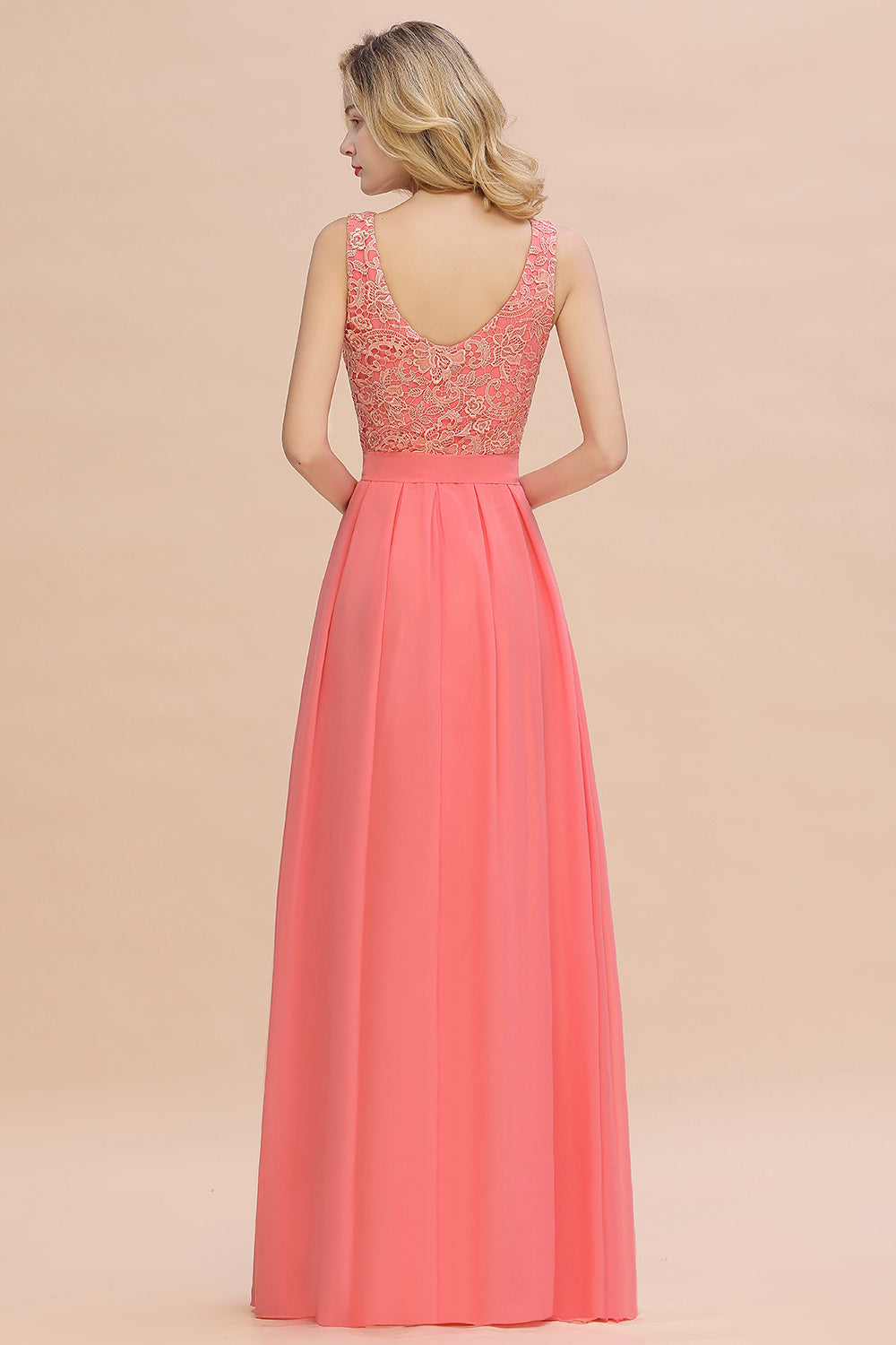 Exquisite Lace Scoop Sleeveless Bridesmaid dresses with Ruffle