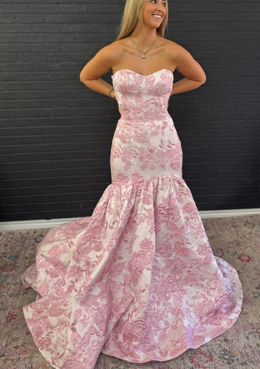Chic Mermaid Strapless Floral Jacquard Long Prom Dress