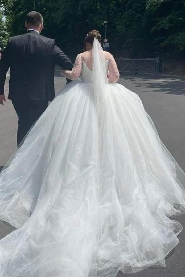 Long Sleeves Plus Size Wedding Dress Ball Gown With Beads