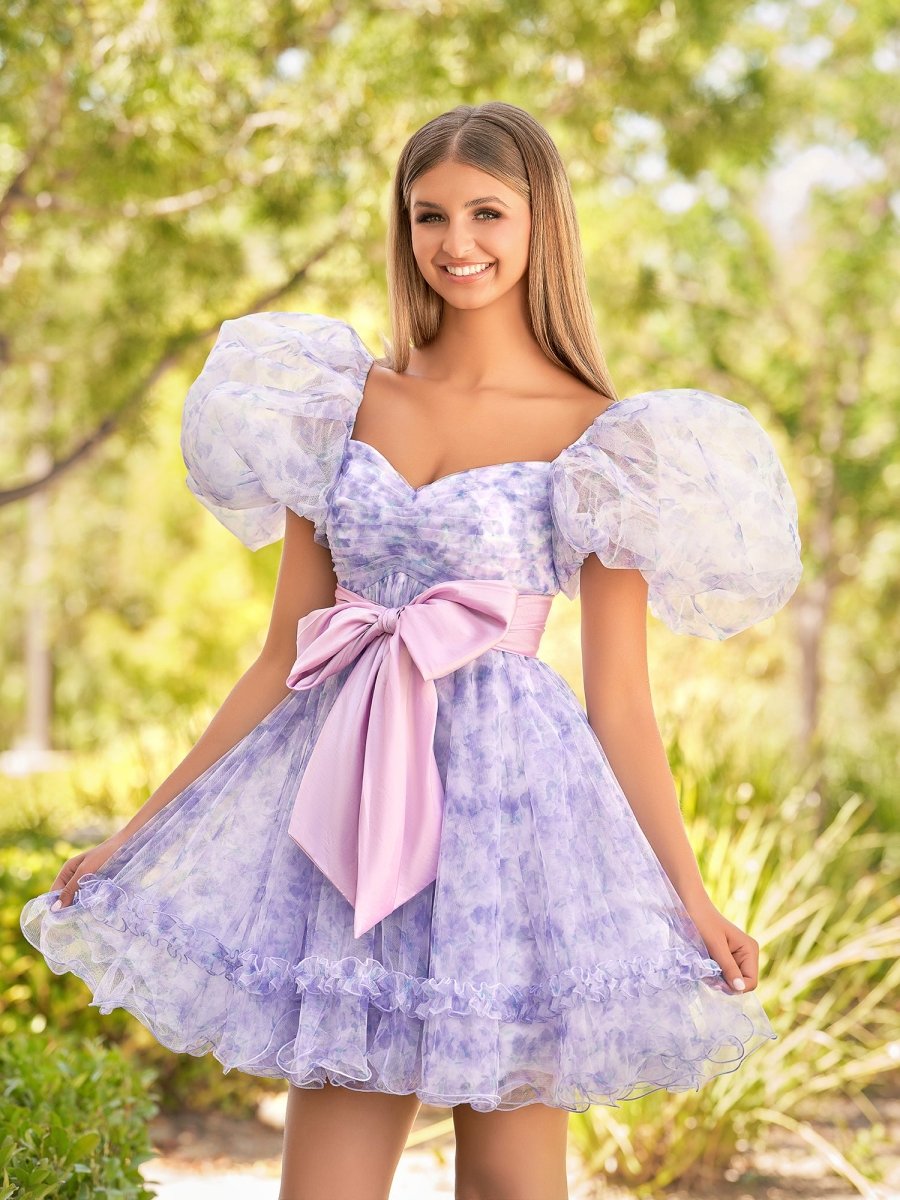 Sevoba|A-Line Sweetheart Lavender Short Homecoming Dress With Puff Sleeves