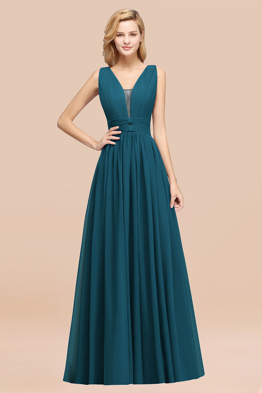 Modest Dark Green Long Bridesmaid Dresses Deep V-Neck Chiffon Maid of Honor Dress