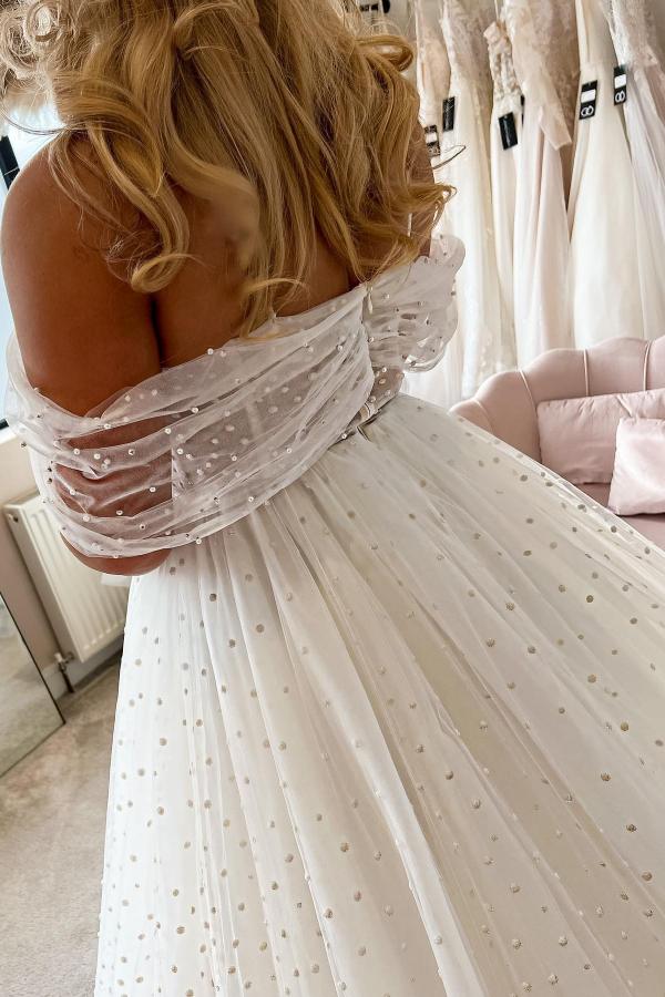 Off-the-Shoulder Tulle Wedding Dress Princess With Pearls