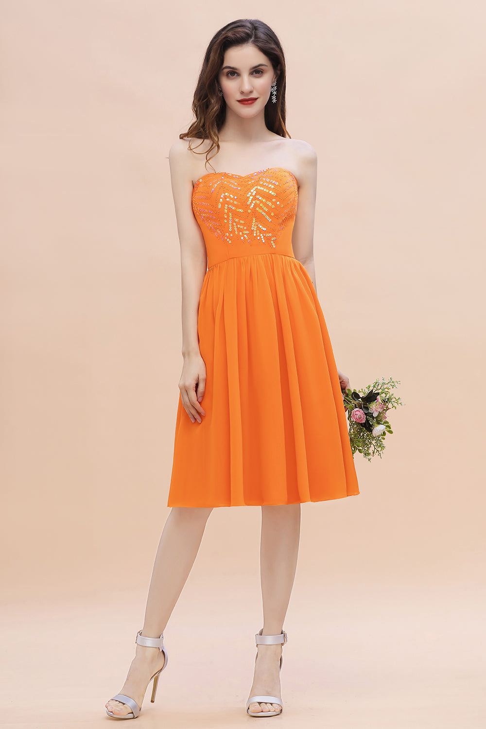 Pretty Strapless Sweetheart Chiffon Sequins Short Bridesmaid Dresses with Ruffles