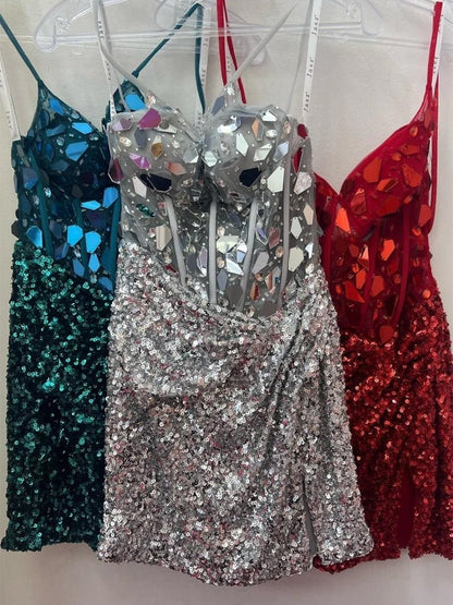 Sevoba|Mirror-Cut Sequins Halter Sheath V Neck Homecoming Dress