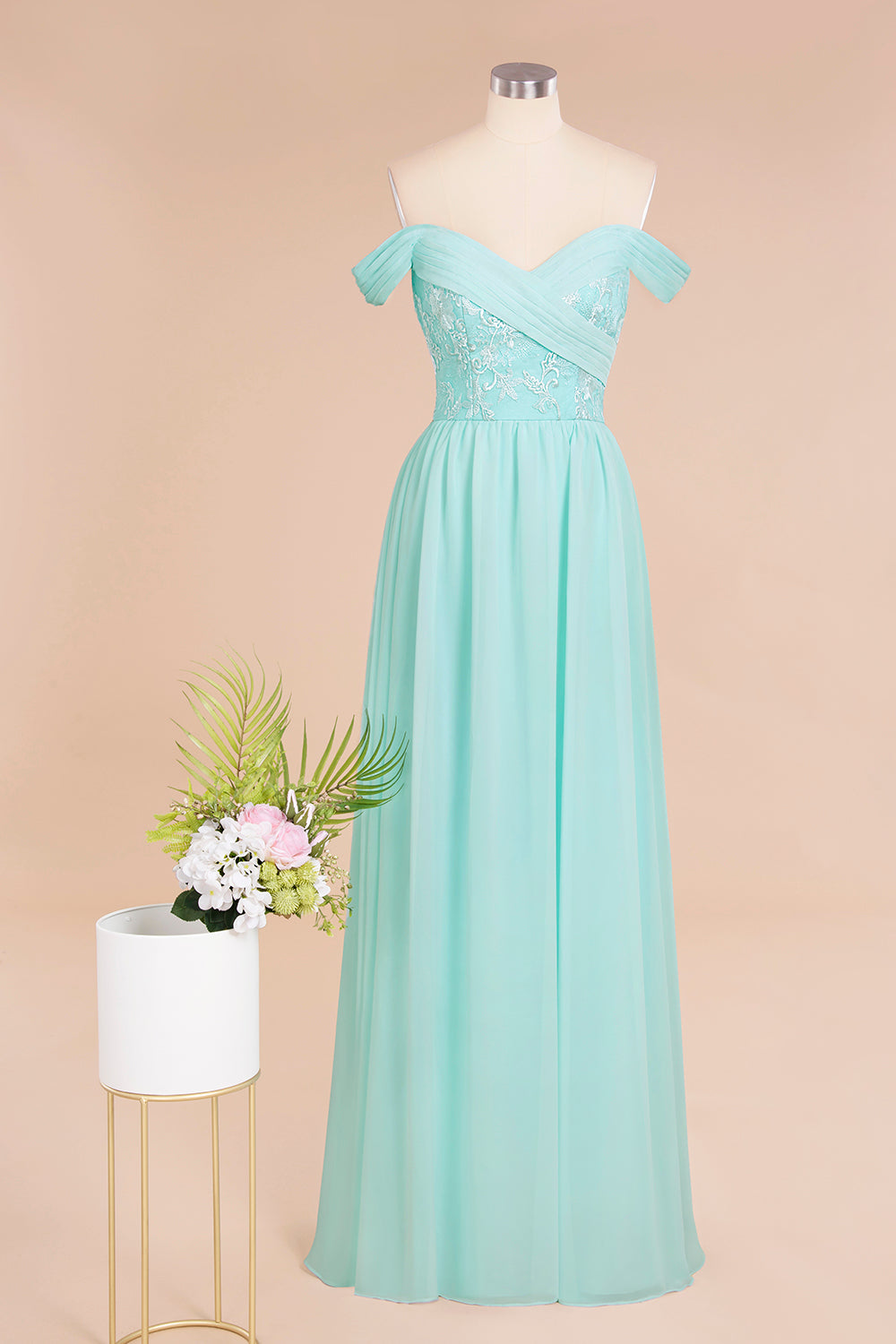 Simple Off-the-shoulder Long Affordable Bridesmaid Dresses With Appliques