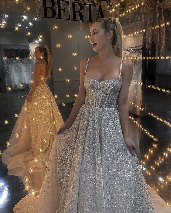 Spaghetti-Straps Sleeveless Wedding Dress Sequins Long