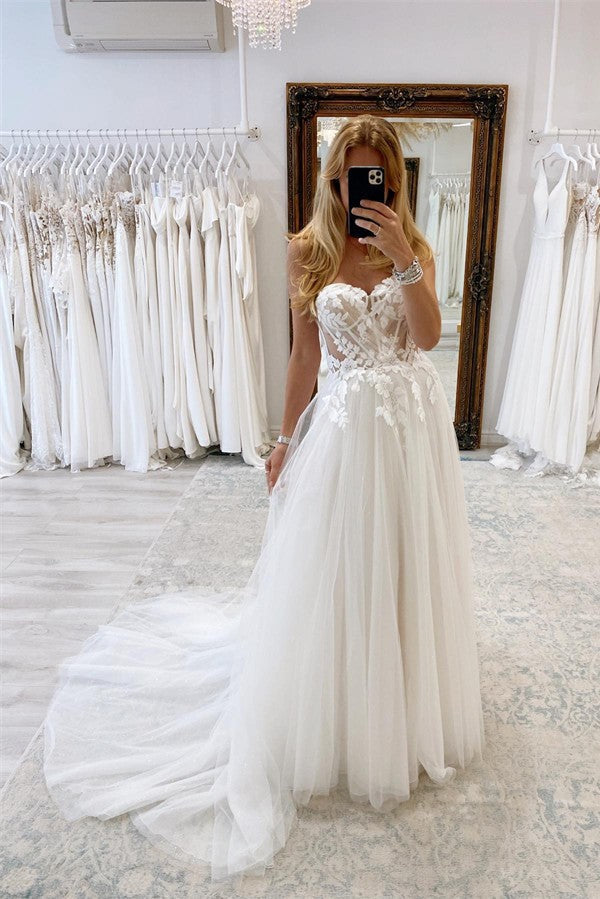 Sweetheart Tulle Wedding Dress Long With Lace Appliques