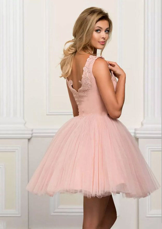 Tulle Homecoming Dress Ball Gown Sweetheart Short with Appliqued Detail