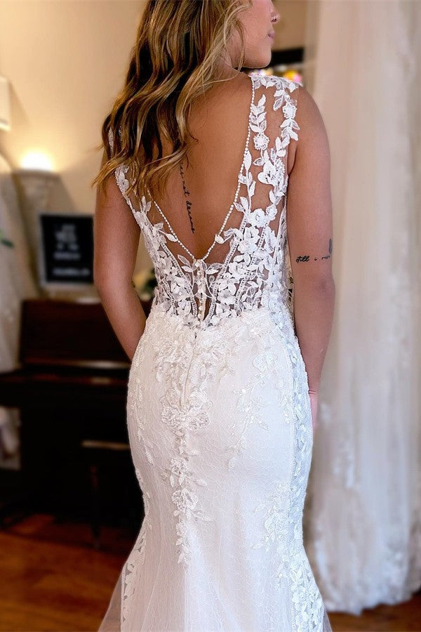 V-Neck White Wedding Dress Mermaid With Lace Appliques